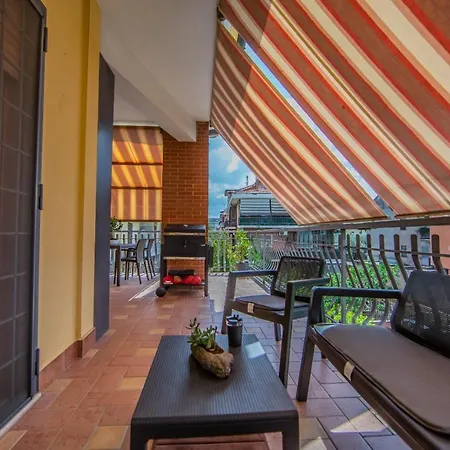 ゲストハウス Gigo's ローマ